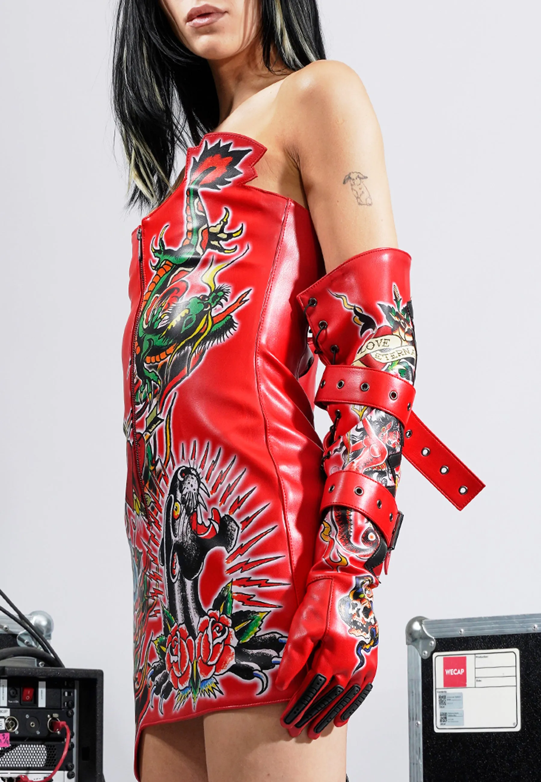 Red Tattoo Sleeve Gloves - Stylish Arm Warmers for Artists and Enthusiasts